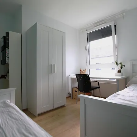 منزل للإقامة Messezimmer / Private For Exhibitions هانوفر